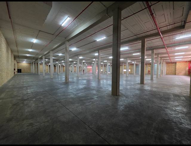 4,824M² WAREHOUSE TO LET IN KYA SANDS